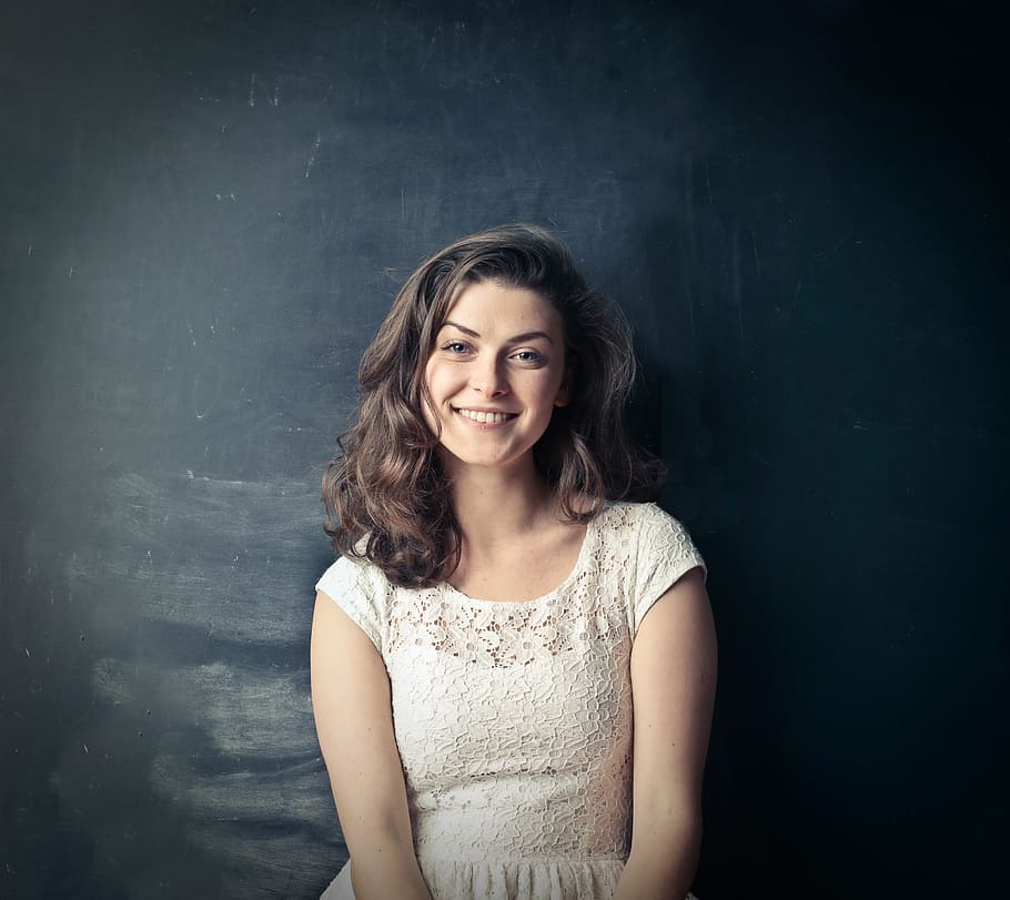 20-25-years-beautiful-blackboard-face